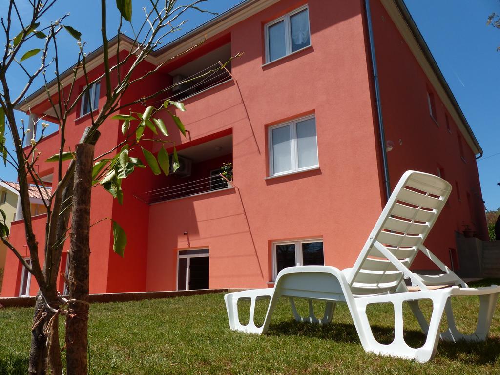 Apartment Luzia Banjole Exterior photo