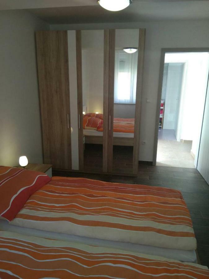 Apartment Luzia Banjole Exterior photo